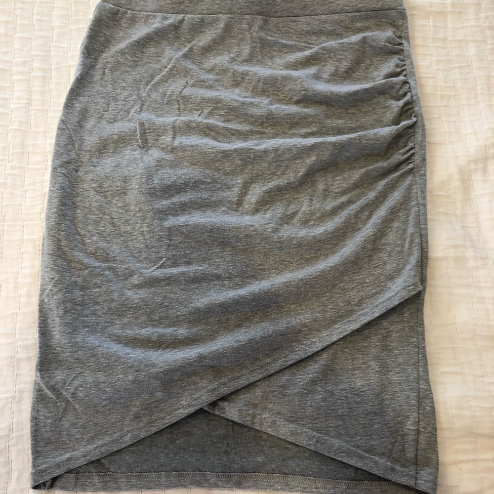 V-Cut Cotton Knee length Skirt